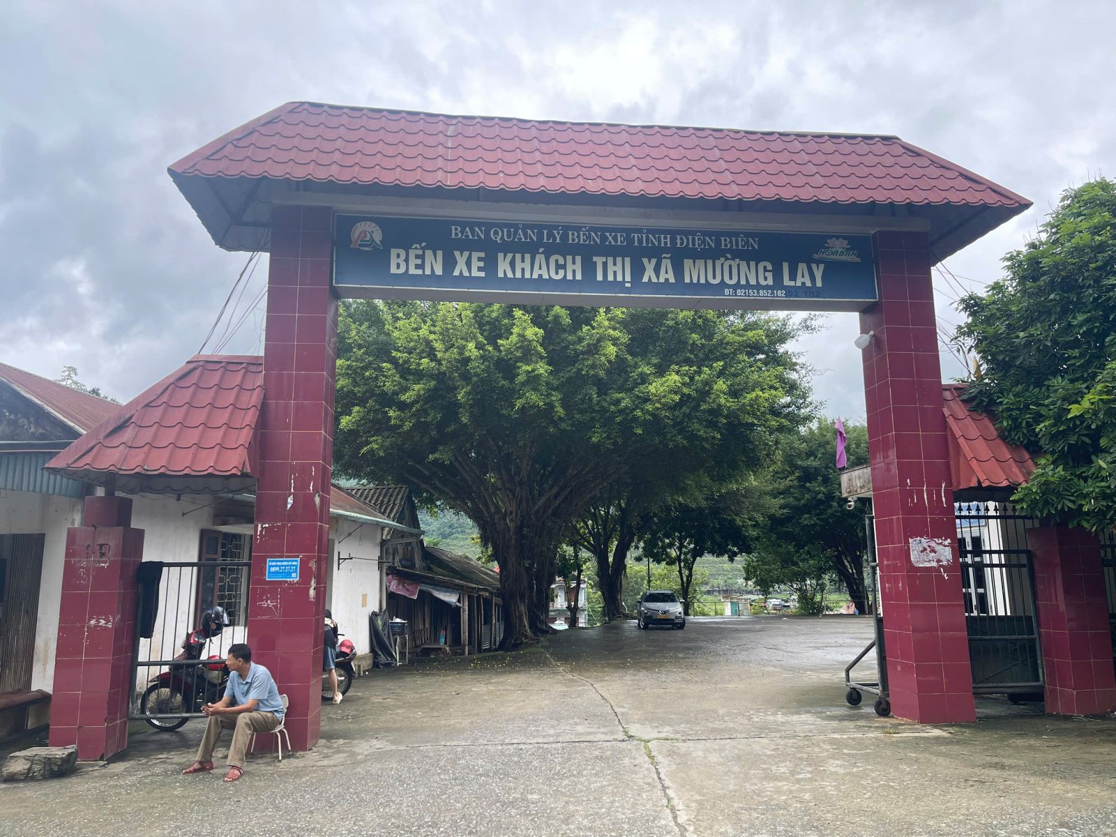Bến xe Mường Lay