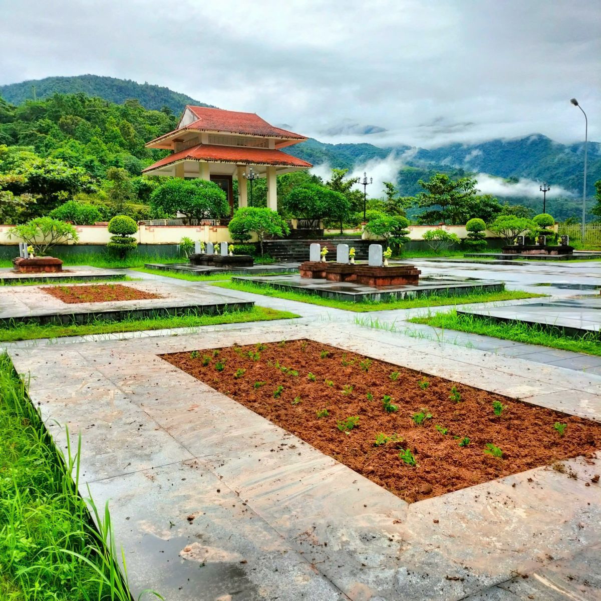 Công viên Nghĩa trang Liệt sỹ Mường Lay